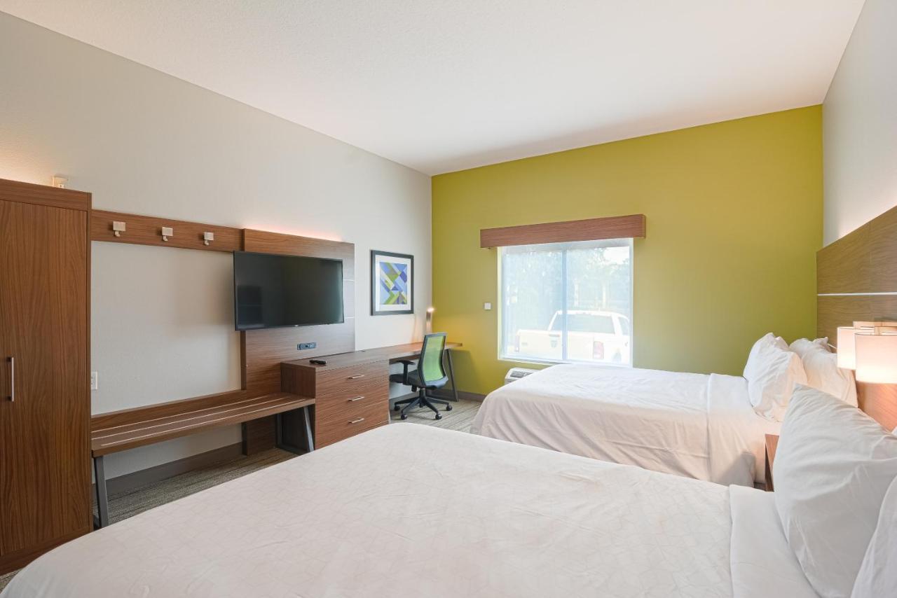 Holiday Inn Express Hotel & Suites Tampa-Usf-Busch Gardens By Ihg Kültér fotó