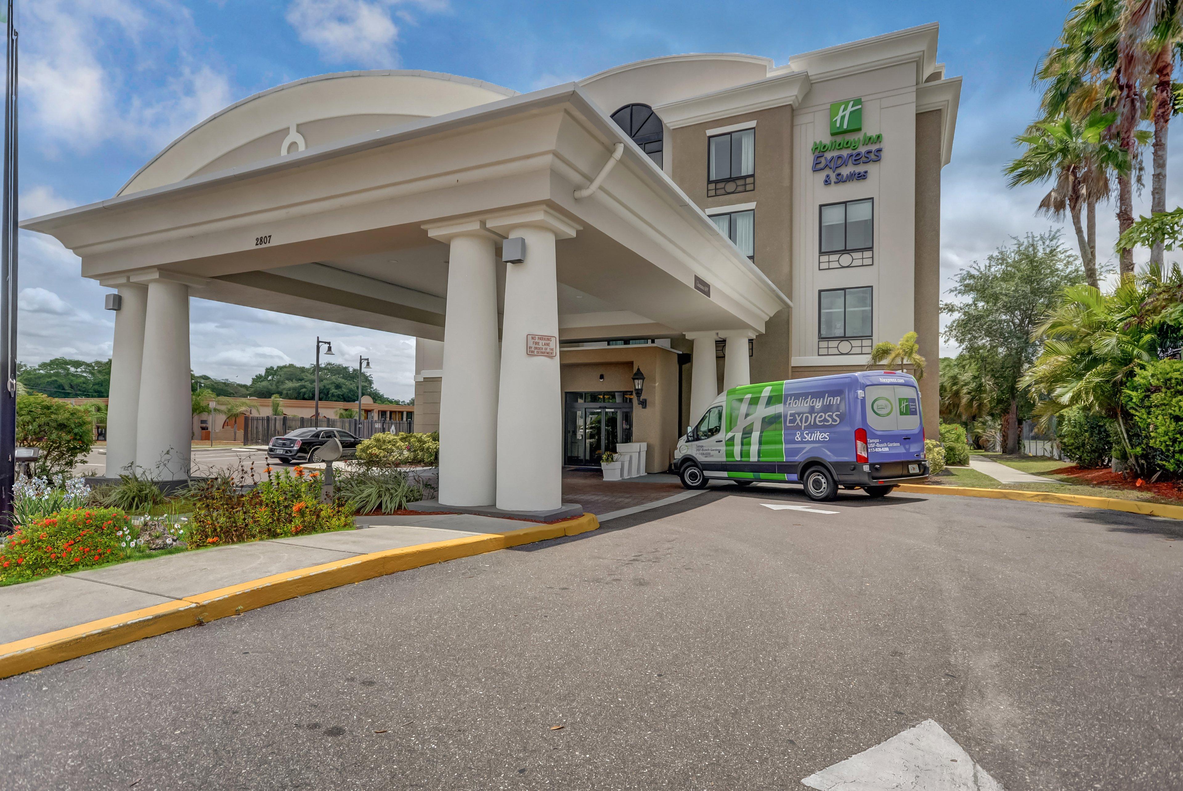 Holiday Inn Express Hotel & Suites Tampa-Usf-Busch Gardens, An Ihg Hotel Kültér fotó