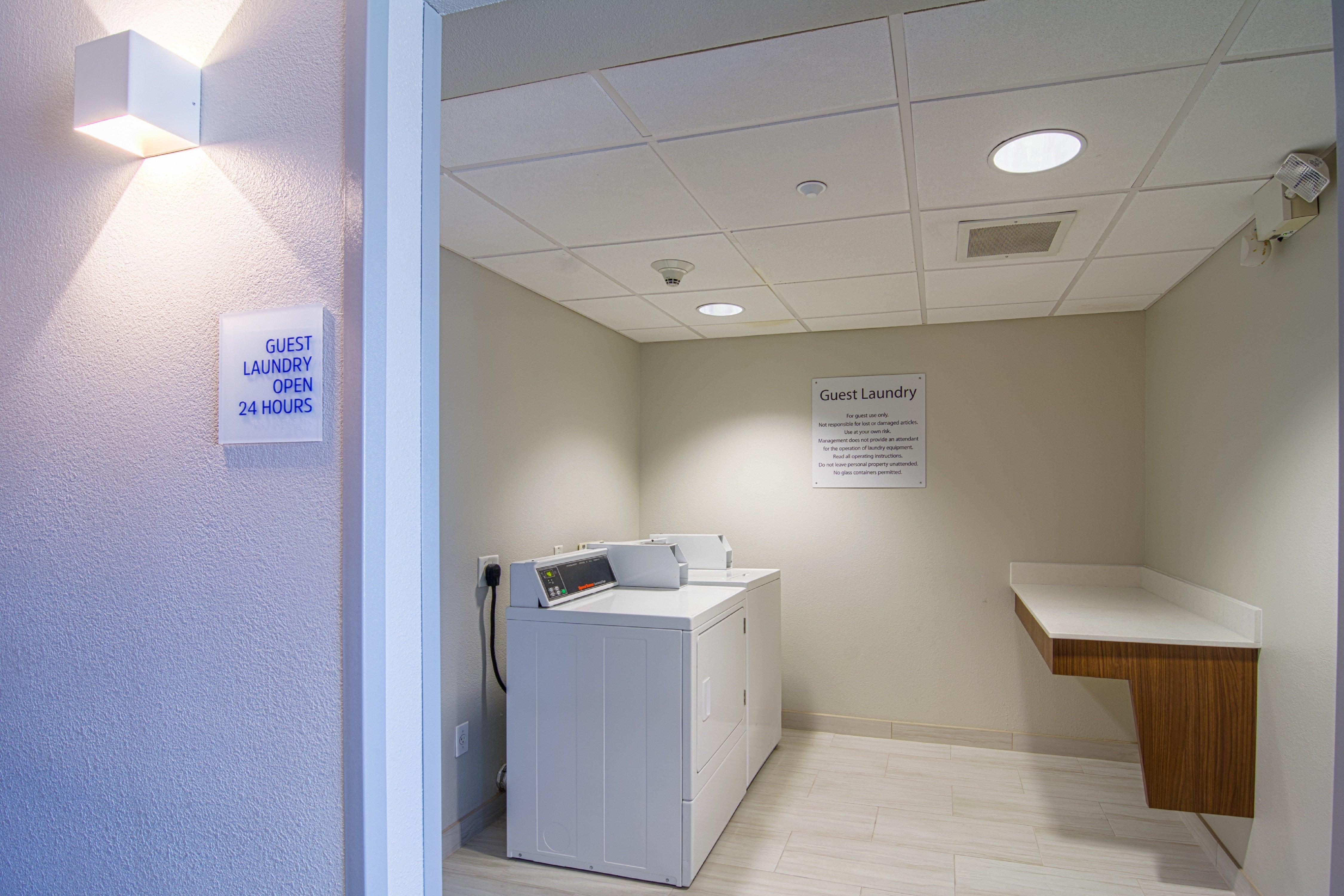 Holiday Inn Express Hotel & Suites Tampa-Usf-Busch Gardens By Ihg Kültér fotó
